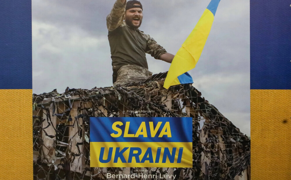 Par telefonā atrastu "Slava Ukrainai!" arestētajam vīrietim Krievijas karatiesa piespriež sešu gadu cietumsodu