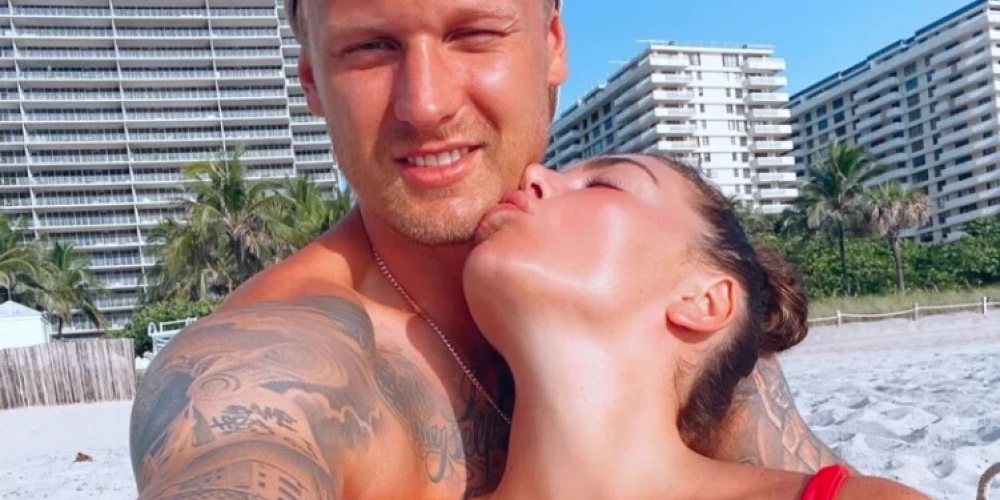 Jānis Timma un Anna Sedokova (ekrānuzņēmums no "Instagram")