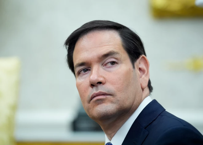 "Neapdomīgs lēmums" – ASV valsts sekretārs nosoda Makrona paziņojumu