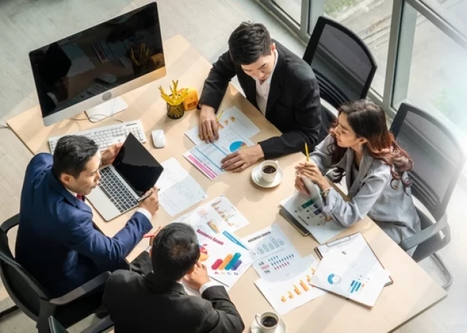 40 человек на одно место: в Латвии обостряется конкуренция за работу