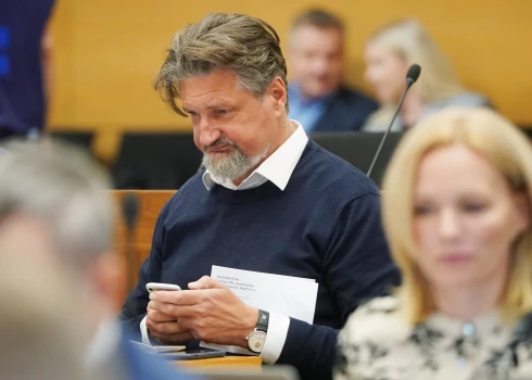 После высказываний депутат Рижской думы Эрика Стендзениекса на TV24 Национальный центр психического здоровья разместил в Facebook запись, адресованную депутату.