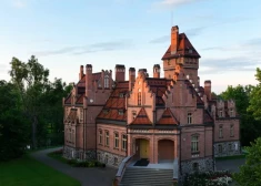 Жемчужина Курземе - замок Яунмоку снова стал культурным центром Латвии
