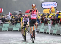 Krists Neilands un Toms Skujiņš "Tour de France" 19.posmā finišē pieticīgi, uzvar nīderlandietis Arensmans 