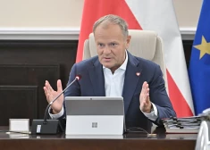 Tusks: Eiropai līdz 2027. gadam jābūt gatavai karam ar Krieviju