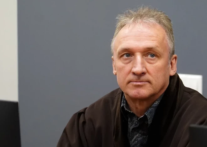 Tiks vērtēta advokāta Normunda Šlitkes rīcība bijušā "Straujupītes" attīstības vadītāja Oskara Zeizas lietā