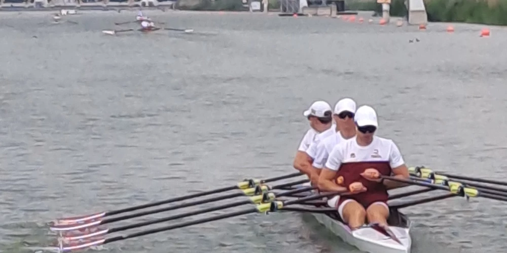  Latvijas vīriešu pārairu četrinieks ieņem 12. vietu pasaules U-23 čempionātā.