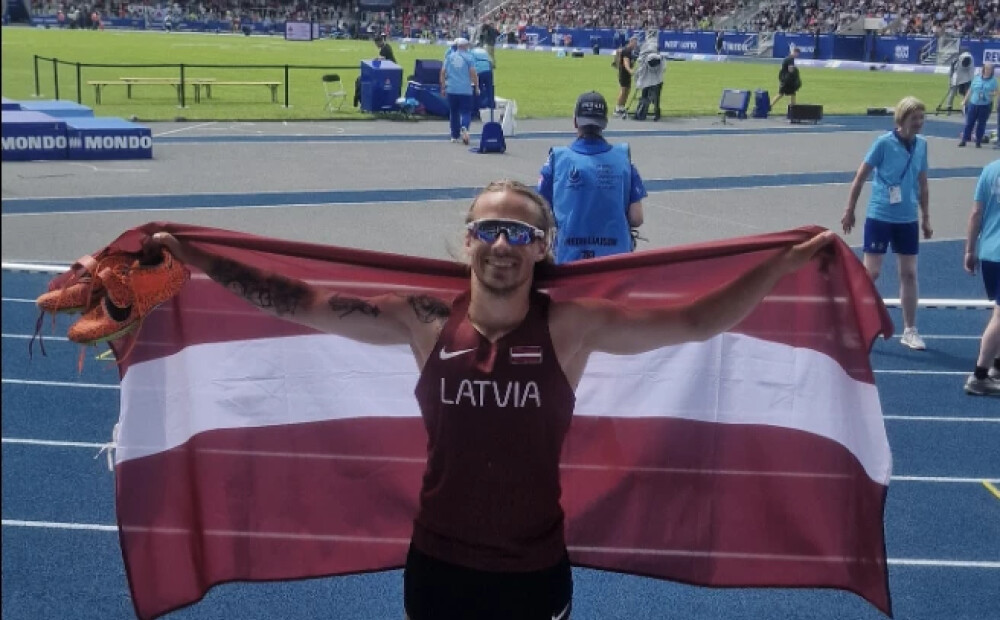 Kārtslēcējs Kreišs izcīna sudrabu Pasaules Universiādē