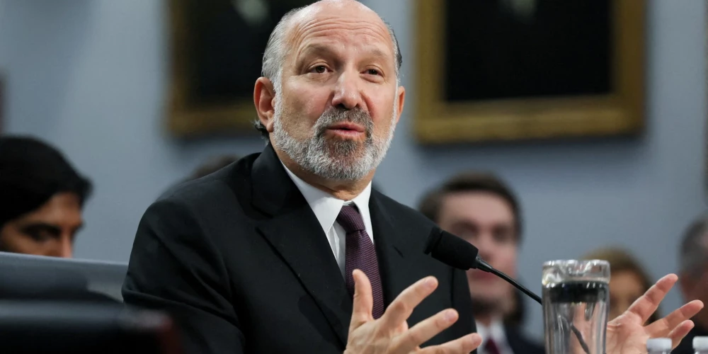 Savienoto Valstu tirdzniecības ministrs Hovards Latniks.