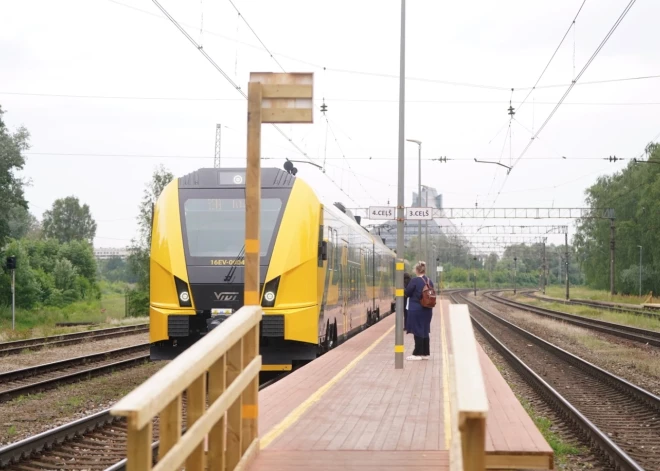 Vilcienu kavējumi Skultes līnijā – viens reiss atcelts, citi kavē līdz 75 minūtēm