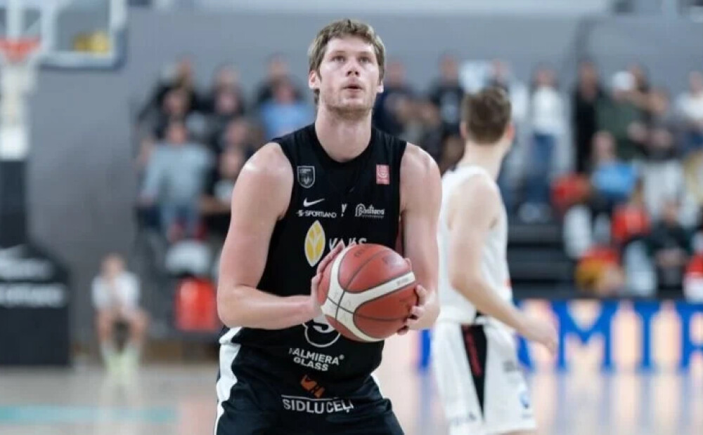 "VEF Rīga" un "Liepāja" papildinās ar ukraiņiem; "Valmiera" ar bosnieti