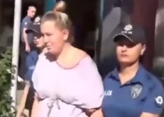 Женщина, оставившая младенца в туалете аэропорта в Турции, вышла из тюрьмы и раскрыла причины своего поступка