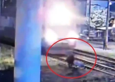 ВИДЕО: упавшего на рельсы мужчину спасли в последний момент - как в кино