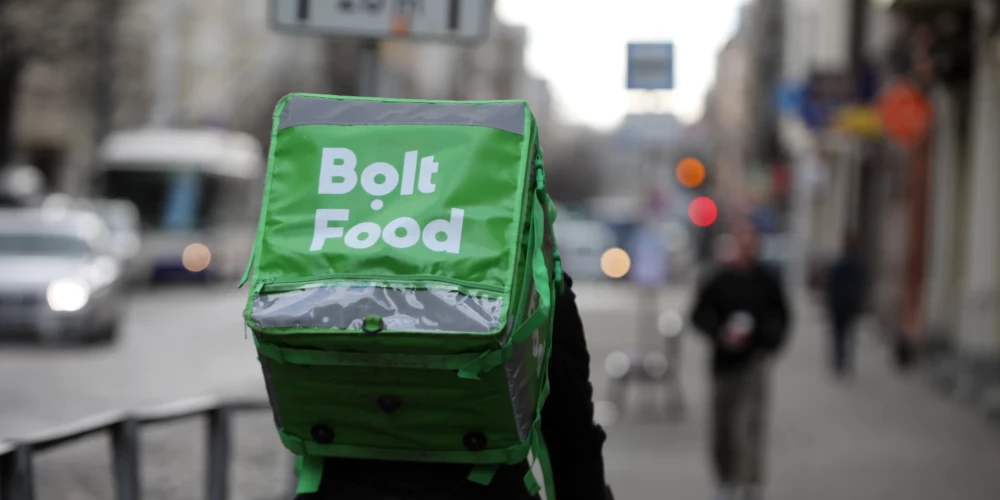 "Bolt Food" velokurjers. 