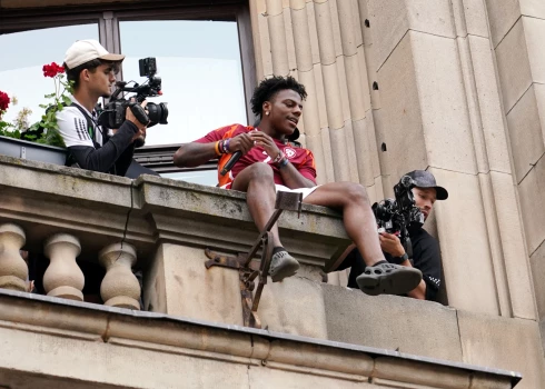 Interneta personība "IShowSpeed" (Darrens Džeisons Votkinss) 15. jūlijā pabija arī Rīgā