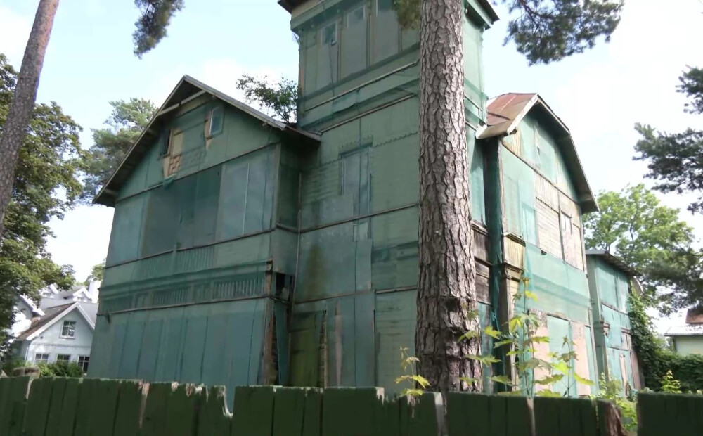 Jūrmalai negodu dara nolaists arhitektūras piemineklis, kas pieder Polijas vēstniecībai