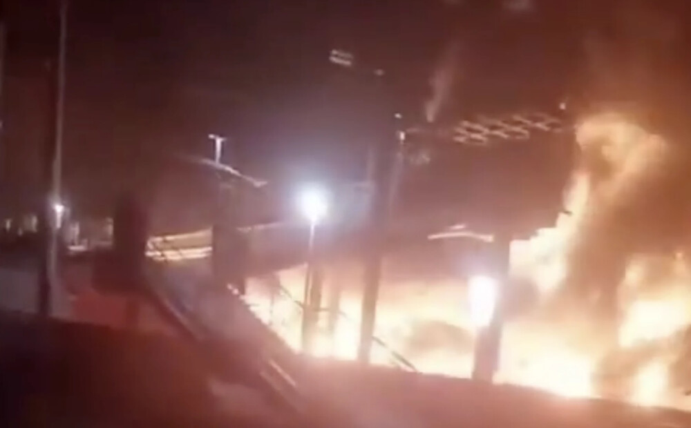 VIDEO: Ukraiņu lidroboti veikuši triecienus pa Krievijas dzelzceļa staciju Rostovas apgabalā