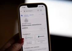 Valsts ieņēmumu dienests iegūs pieeju riska nodokļu maksātāju viedtālruņu datiem.