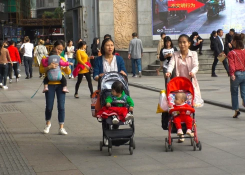 Рождаемость в Китае сейчас гораздо ниже, чем в Латвии.