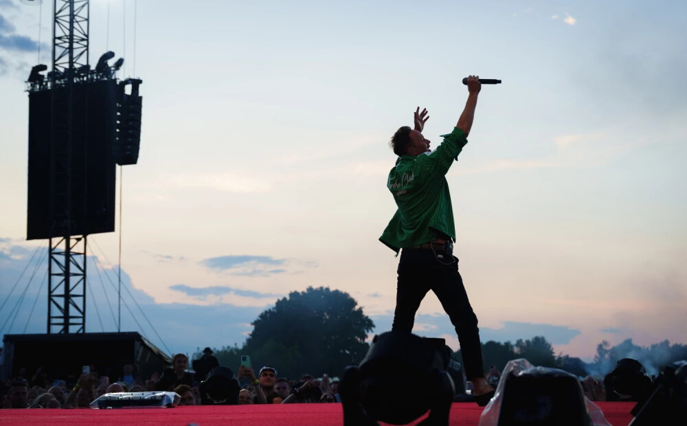 Par nesaskaņotu pilotēšanu "Prāta Vētras" koncertā pie atbildības sauc piecus drona pilotus