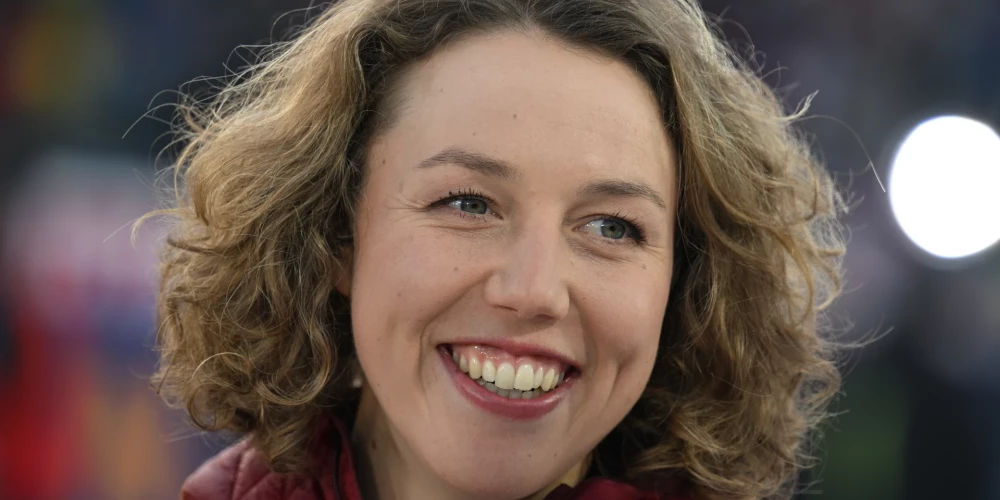 =Divkārtējā olimpiskā čempione biatlonā vāciete Laura Dālmiere.