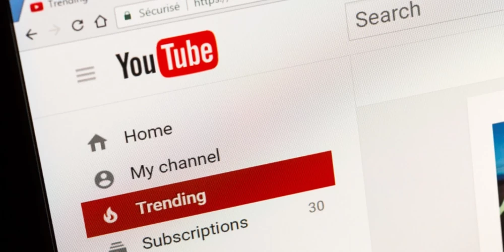 Austrālija aizliegs bērniem izmantot "YouTube". 