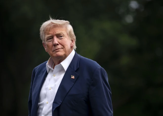 Ukrainas bēgļi varēs palikt ASV līdz kara beigām, paziņo Tramps