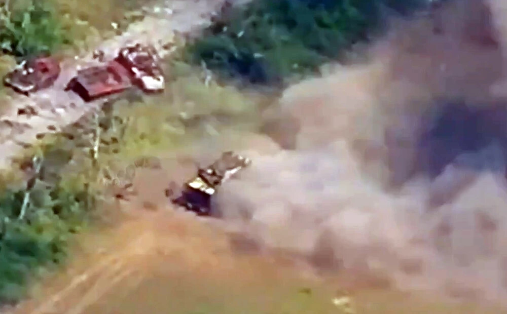 VIDEO: Krievijas tanku kolonna piedzīvo asiņainu katastrofu netālu no Siverskas