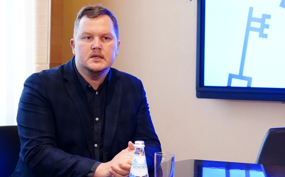 No amata atbrīvots Rīgas enerģētikas aģentūras direktors Ikaunieks