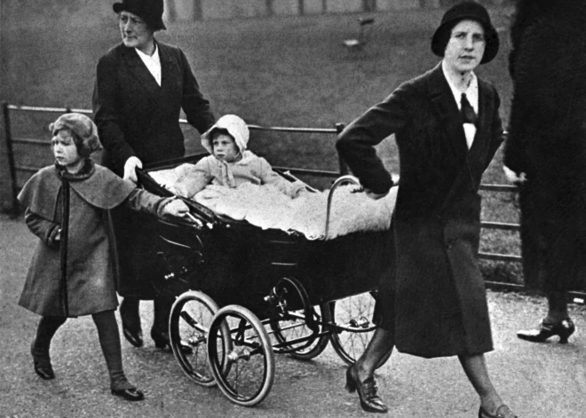 Karaliskās ģimenes tumšie noslēpumi: Elizabetes II māsa varēja ciest no fetālā alkohola sindroma