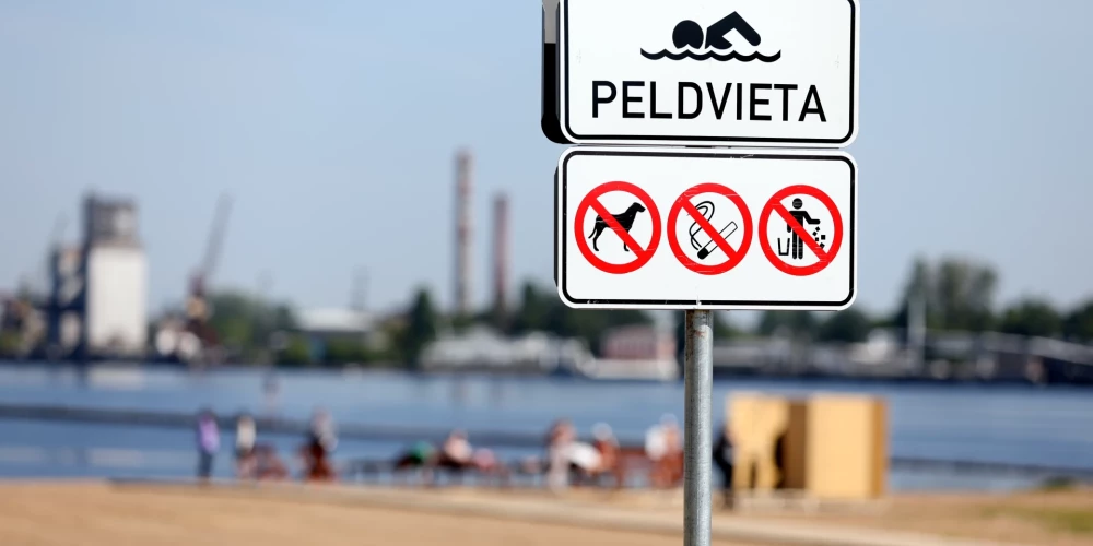 В Риге разрешено купаться в самом центре города.