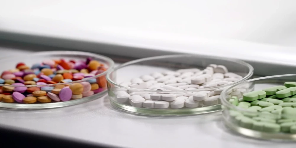 Antibiotiku rezistence apdraud arī tos, kuri antibiotikas nav lietojuši. 