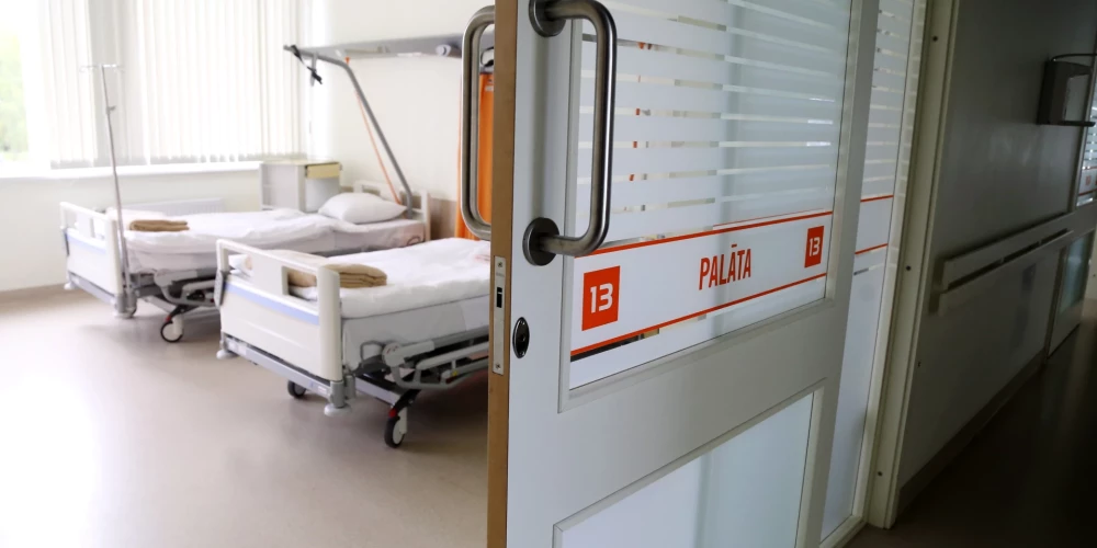 Viens no PSKUS Plaušu slimību centra pacientiem inficējies ar slimnīcā konstatēto antibiotiku rezistento baktēriju.
