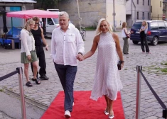 Trīs gadus pie rokas mīļotajam - VID ģenerāldirektore Baiba Šmite-Roķe joprojām laimīga blakus aktierim Laizānam