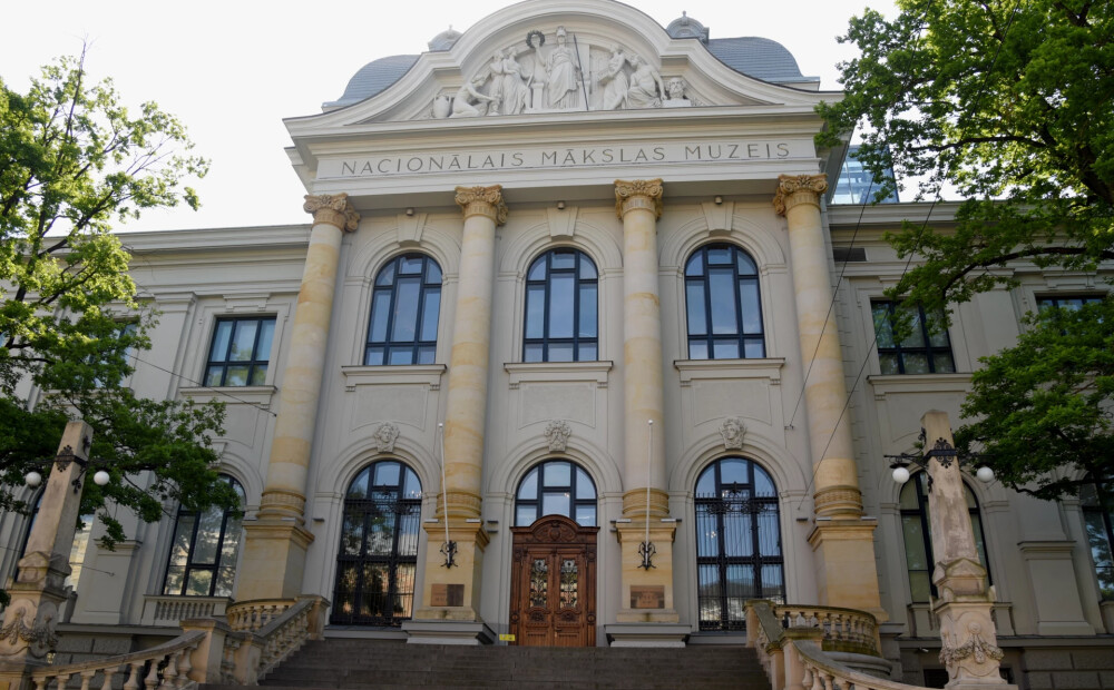 Lietus dēļ applūdis Latvijas Nacionālais mākslas muzejs