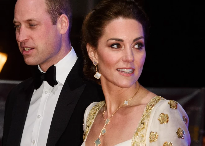 Princese Ketrīna “BAFTA” balvu ceremonijas vakarā 2020. gadā.