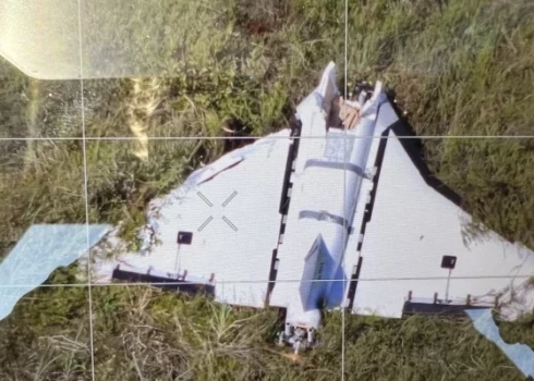 No Baltkrievijas atlidojušais drons (foto: Lietuvas bruņotie spēki)