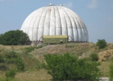 Украинские дроны массово атаковали заводы в РФ. Российская армия обстреляла Харьков