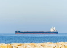 Из-за новых санкций США российские танкеры не могут добраться до Индии