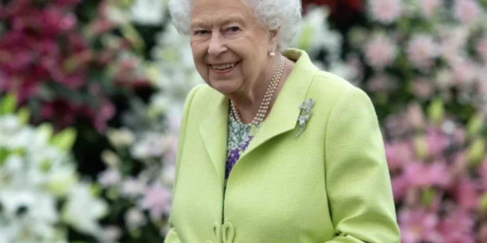 Karaliene Elizabete II.