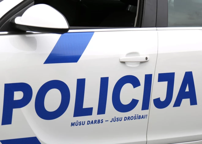 Pagājušajā diennaktī Latvijā reģistrētas piecas zādzības no mājokļiem un vienas automašīnas zādzība
