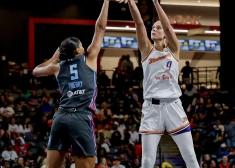 Laksai un "Mercury" pārliecinoša neveiksme WNBA mačā