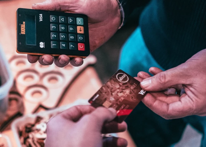 Noskaidrots, cik daudz pircēju Latvijā pārtrauc darījumu, ja maksājumu process nav pietiekami ērts