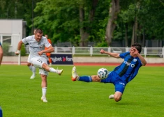 Līderi "Riga" un RFS viesos ar grūtībām pieveic Latvijas futbola virslīgas pastarīšus