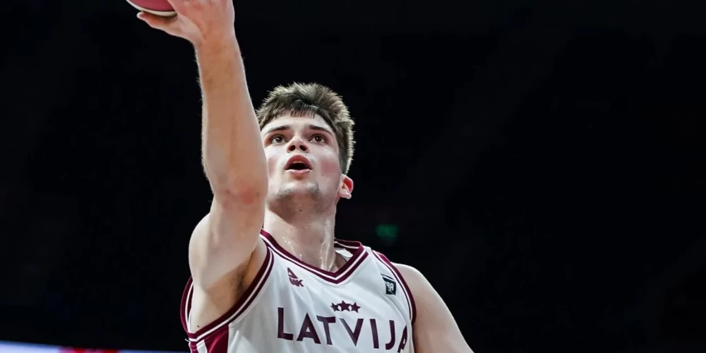 Latvijas U-18 basketbolisti saviem līdzjutējiem sagādāja neaizmirstamus mirkļus (foto: Latvijas Basketbola savienība / Facebook)