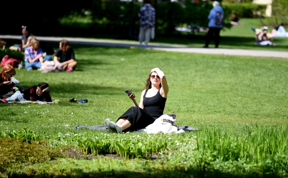 Vai sajuti? Jūlijs Latvijā bijis par grādu siltāks par normu