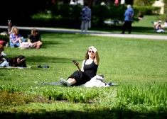 Vai sajuti? Jūlijs Latvijā bijis par grādu siltāks par normu