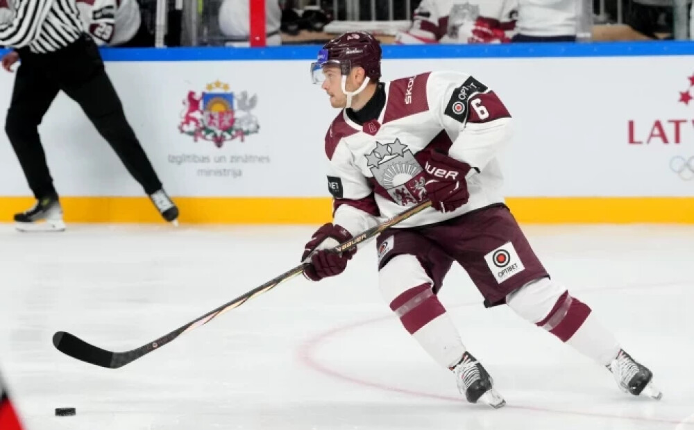 Markuss Komuls noslēdz pārbaudes laika līgumu ar uz izlasi neatbraukušā asistenta bijušo trenēto klubu