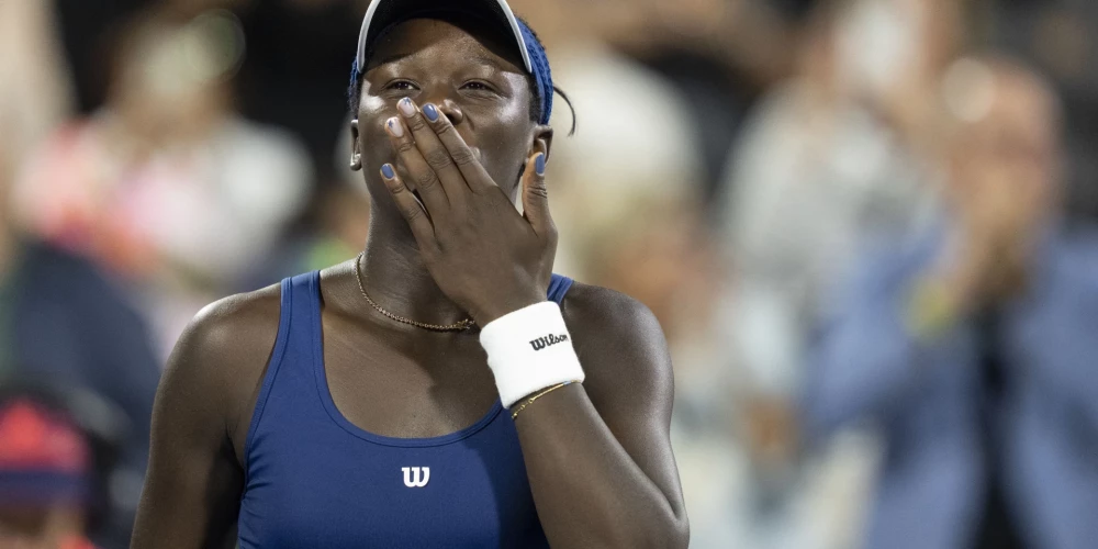 Viktorija Mboko kļuvusi par lielāko pārsteigumu autori Kanādā notiekošajā WTA 1000 raudzes turnīrā.