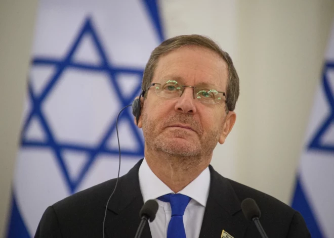 Латвию посетит президент Израиля - активисты будут протестовать у Рижского замка