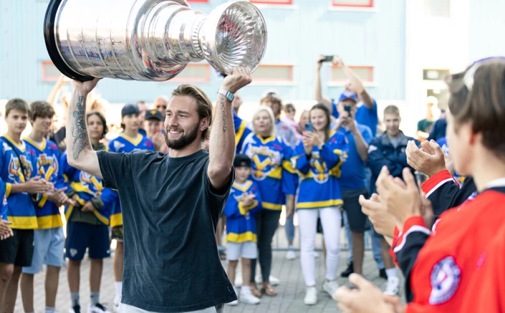Nākamās nedēļas sākumā Uvis Balinskis Mārupē atrādīs izcīnīto Stenlija kausu
